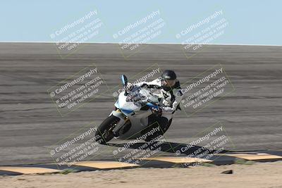 media/Oct-13-2025-Moto Forza (Mon) [[a66d839500]]/4-C Group/Session 2 (Bowl)/